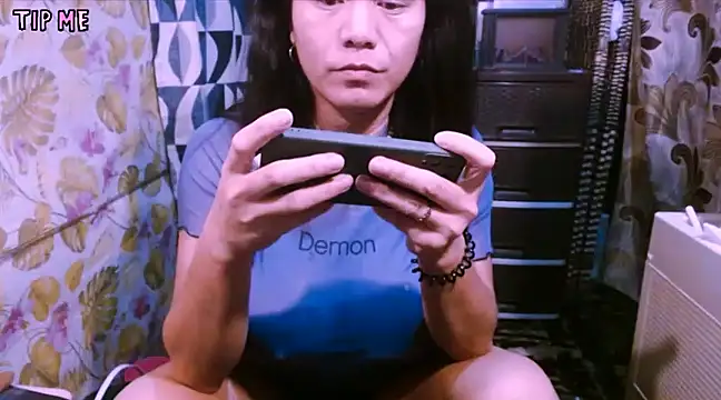 Snapshot of TSjuicyhotdrops chatting on 01.15.25 TSjuicyhotdrops online show from 01.15.25