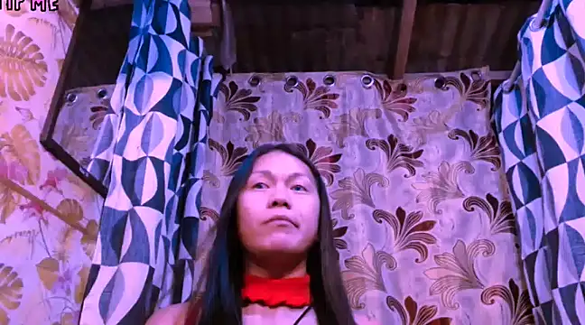 Snapshot of TSjuicyhotdrops chatting on 03.02.25 TSjuicyhotdrops online show from 03.02.25