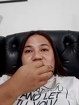 Snapshot of Andrea0414 chatting on 01.14.25 Andrea0414 online show from 01.14.25