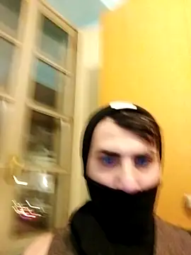 Snapshot of Elodie76 chatting on 12.31.24 Elodie76 online show from 12.31.24