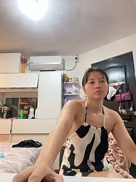 Snapshot of asianmystery203 chatting on 10.03.25 asianmystery203 online show from 10.03.25