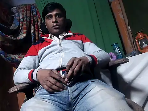 Snapshot of desiboy1101 chatting on 02.22.25 desiboy1101 online show from 02.22.25