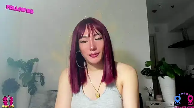 Snapshot of hottycrishina chatting on 02.13.25 hottycrishina online show from 02.13.25