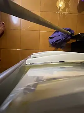 Snapshot of Wet-Pussycat chatting on 01.31.25 Wet-Pussycat online show from 01.31.25