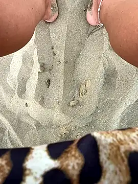 Snapshot of Wet-Pussycat chatting on 09.16.25 Wet-Pussycat online show from 09.16.25