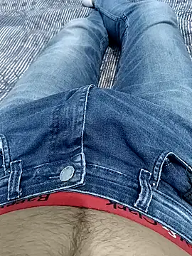 Snapshot of Babyucum4me chatting on 12.08.24 Babyucum4me online show from 12.08.24