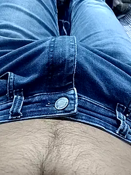 Snapshot of Babyucum4me chatting on 02.08.25 Babyucum4me online show from 02.08.25