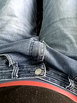 Snapshot of Babyucum4me chatting on 02.09.25 Babyucum4me online show from 02.09.25