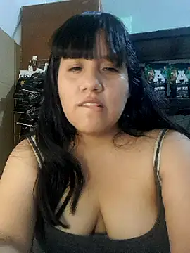 Snapshot of Kalani_Engel chatting on 03.08.25 Kalani Engel online show from 03.08.25