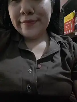 Snapshot of Kalani_Engel chatting on 11.09.25 Kalani Engel online show from 11.09.25