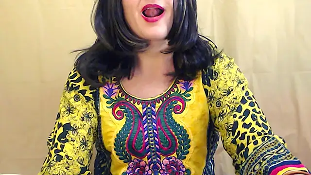 Snapshot of Fun4tipz chatting on 02.19.25 Fun4tipz online show from 02.19.25