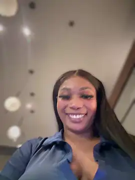 Snapshot of __Nessa__ chatting on 01.18.25   Nessa   online show from 01.18.25