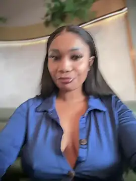 Snapshot of __Nessa__ chatting on 02.16.25   Nessa   online show from 02.16.25
