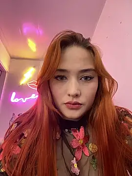 Snapshot of Tulipa_ chatting on 12.19.24 Tulipa  online show from 12.19.24