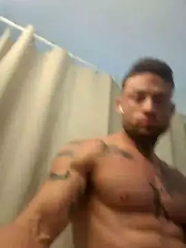 Snapshot of sxysixpack chatting on 10.20.25 sxysixpack online show from 10.20.25