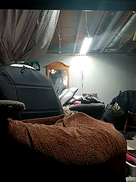 Snapshot of jjdirty6996 chatting on 10.15.25 jjdirty6996 online show from 10.15.25