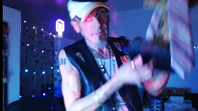 Snapshot of mycock2474u chatting on 03.06.25 mycock2474u online show from 03.06.25