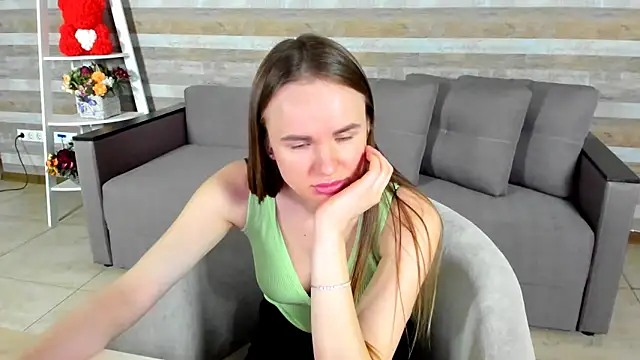 Snapshot of SusanSmit chatting on 03.01.25 SusanSmit online show from 03.01.25
