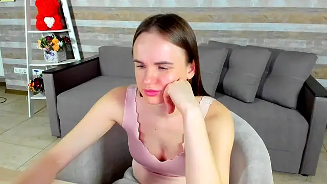 Snapshot of SusanSmit chatting on 03.16.25 SusanSmit online show from 03.16.25