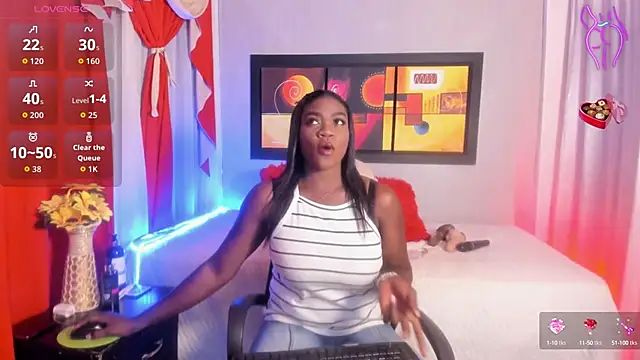 Snapshot of Emabland2 chatting on 09.09.25 Emabland2 online show from 09.09.25