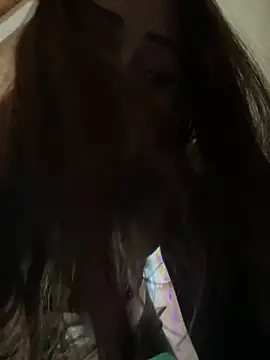 Snapshot of Kira_tattoo chatting on 12.13.24 Kira tattoo online show from 12.13.24