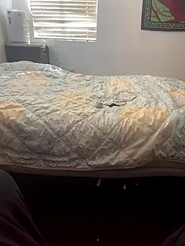 Snapshot of Pantychubs69 chatting on 09.23.25 Pantychubs69 online show from 09.23.25