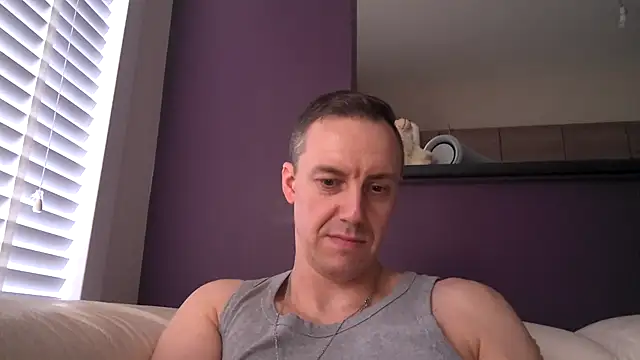 Snapshot of ploki2180 chatting on 02.23.25 ploki2180 online show from 02.23.25