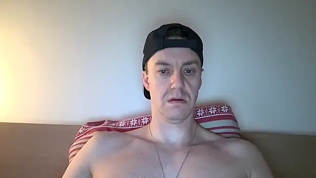 Snapshot of ploki2180 chatting on 03.09.25 ploki2180 online show from 03.09.25