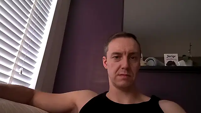 Snapshot of ploki2180 chatting on 03.09.25 ploki2180 online show from 03.09.25