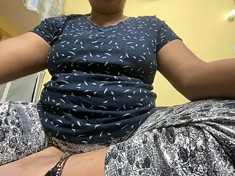 Snapshot of Love_4Sex chatting on 03.11.25 Love 4Sex online show from 03.11.25