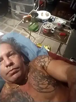 Snapshot of trucker1979 chatting on 10.06.25 trucker1979 online show from 10.06.25