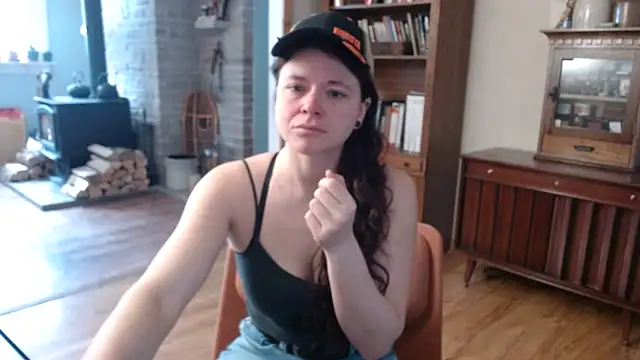 Snapshot of MarcyJones chatting on 02.25.25 MarcyJones online show from 02.25.25