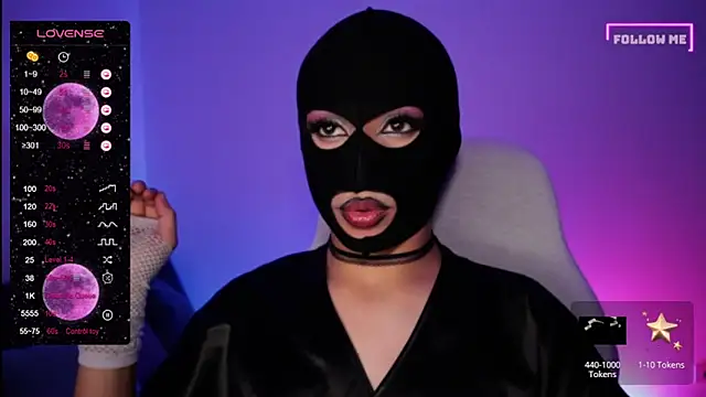 Snapshot of Bigfemblue chatting on 01.17.25 Bigfemblue online show from 01.17.25