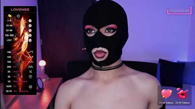 Snapshot of Bigfemblue chatting on 03.16.25 Bigfemblue online show from 03.16.25