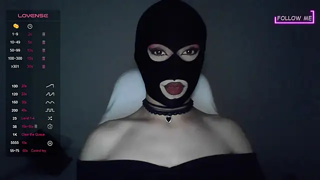 Snapshot of Bigfemblue chatting on 10.09.25 Bigfemblue online show from 10.09.25