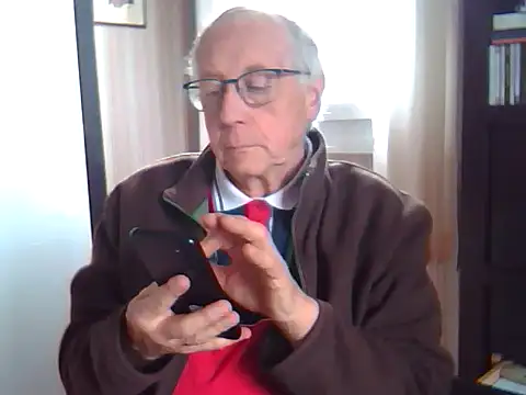 Snapshot of johnjohn622662 chatting on 09.25.25 johnjohn622662 online show from 09.25.25