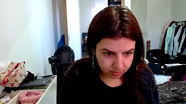 Snapshot of chelbyy chatting on 09.26.25 chelbyy online show from 09.26.25