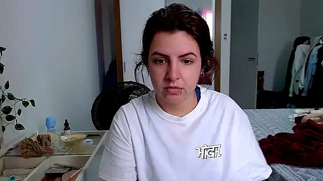 Snapshot of chelbyy chatting on 10.06.25 chelbyy online show from 10.06.25