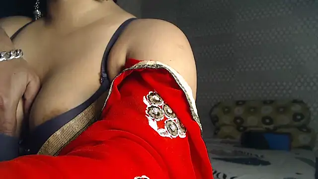 Snapshot of Indian_Anu chatting on 03.09.25 Indian Anu online show from 03.09.25