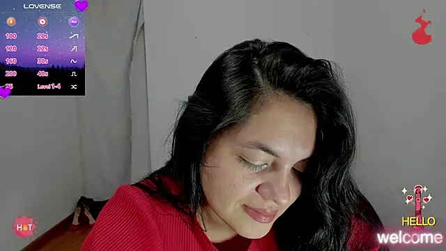 Snapshot of Anal_Milky_Momma chatting on 03.14.25 Anal Milky Momma online show from 03.14.25