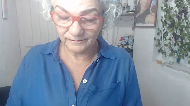 FunnyGrandma online show from 09.30.25