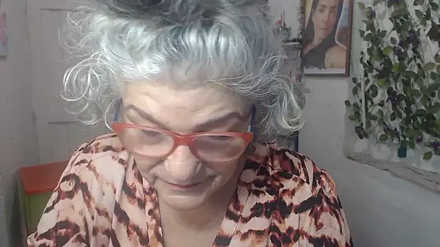 FunnyGrandma online show from 10.16.25
