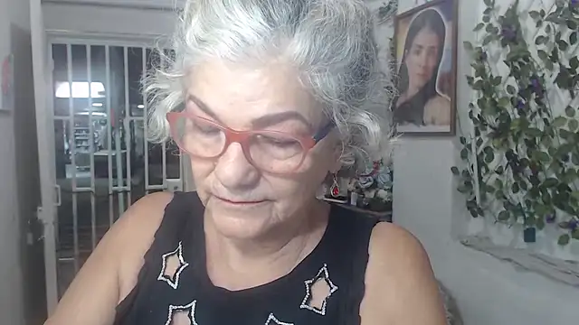 FunnyGrandma online show from 10.19.25
