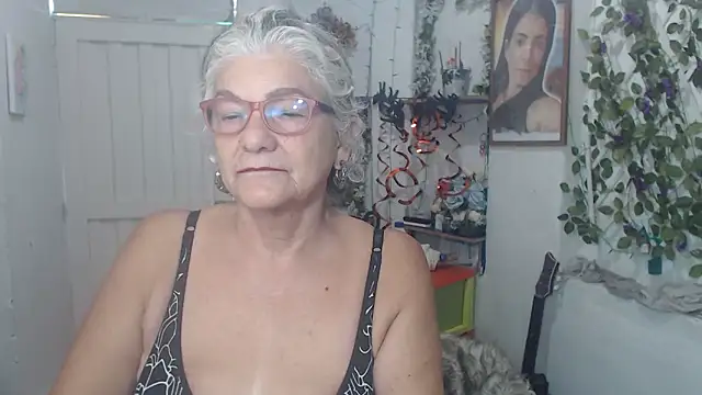 FunnyGrandma online show from 10.20.25