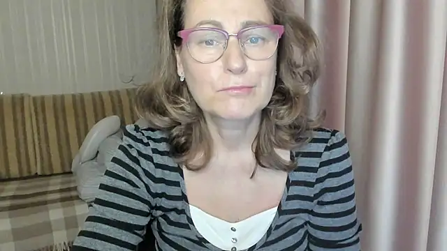 lauraoven online show from 12.13.24