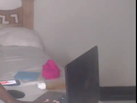 Snapshot of squirt_woman2 chatting on 01.28.25 squirt woman2 online show from 01.28.25