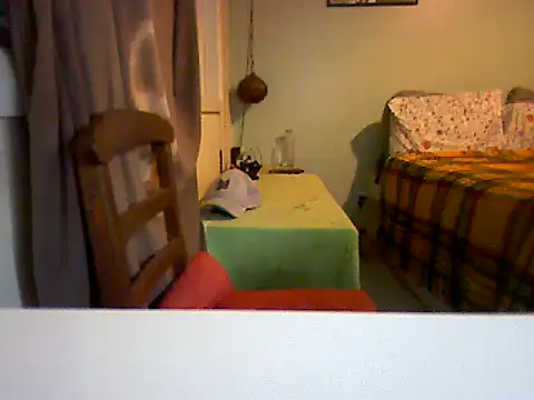 Snapshot of yourboysexy19 chatting on 11.08.25 yourboysexy19 online show from 11.08.25