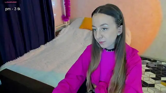 Snapshot of CurlySteph chatting on 01.12.25 CurlySteph online show from 01.12.25