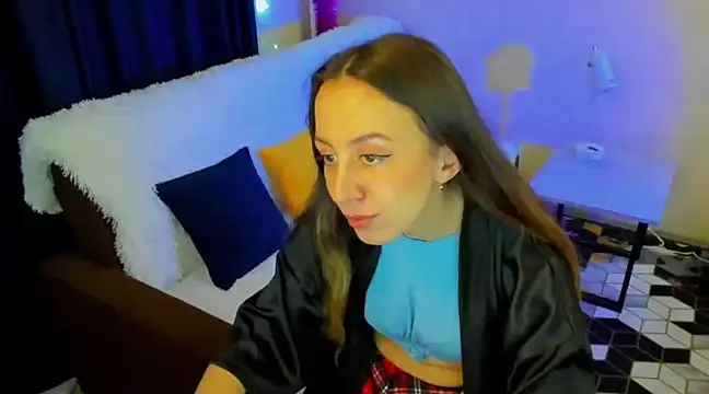 Snapshot of CurlySteph chatting on 03.13.25 CurlySteph online show from 03.13.25