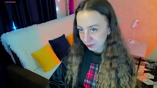 Snapshot of CurlySteph chatting on 03.14.25 CurlySteph online show from 03.14.25